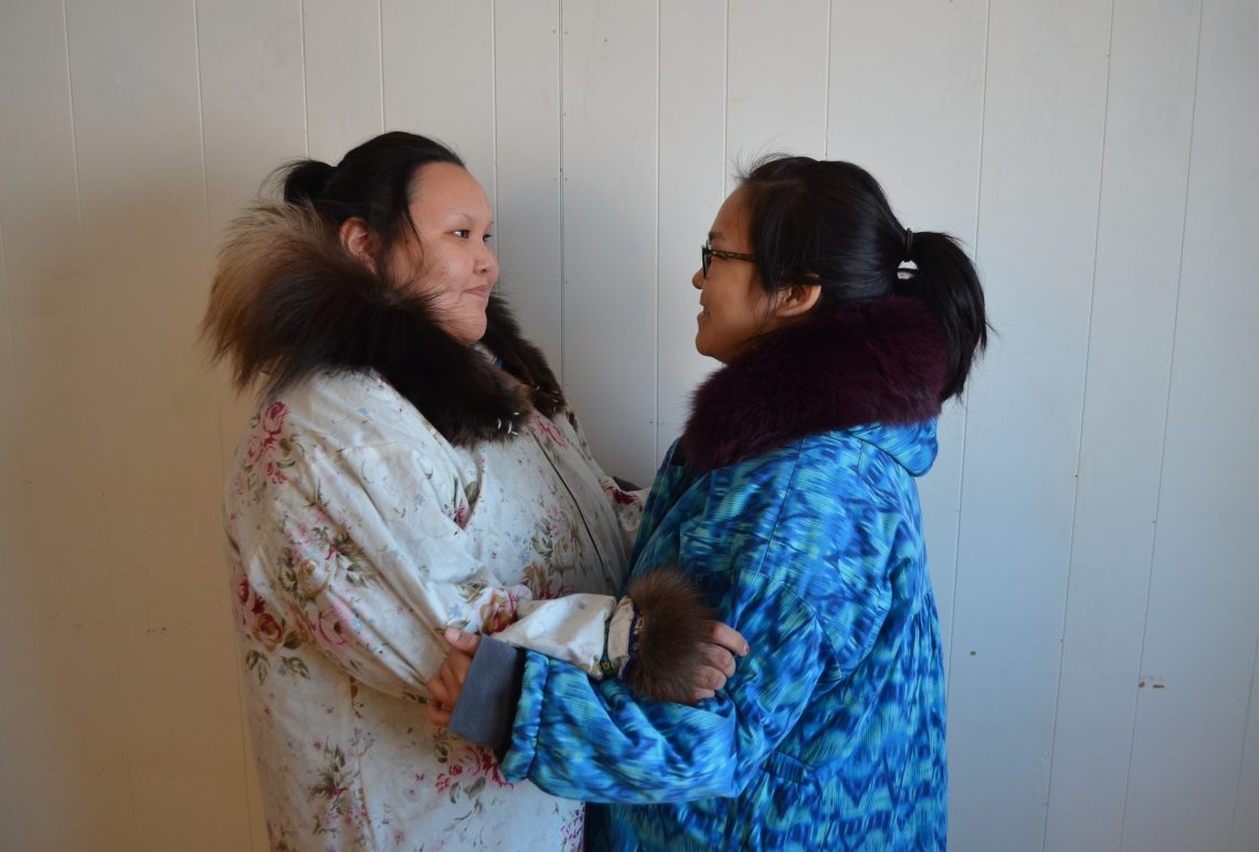 16 Throat singers 2400x1626